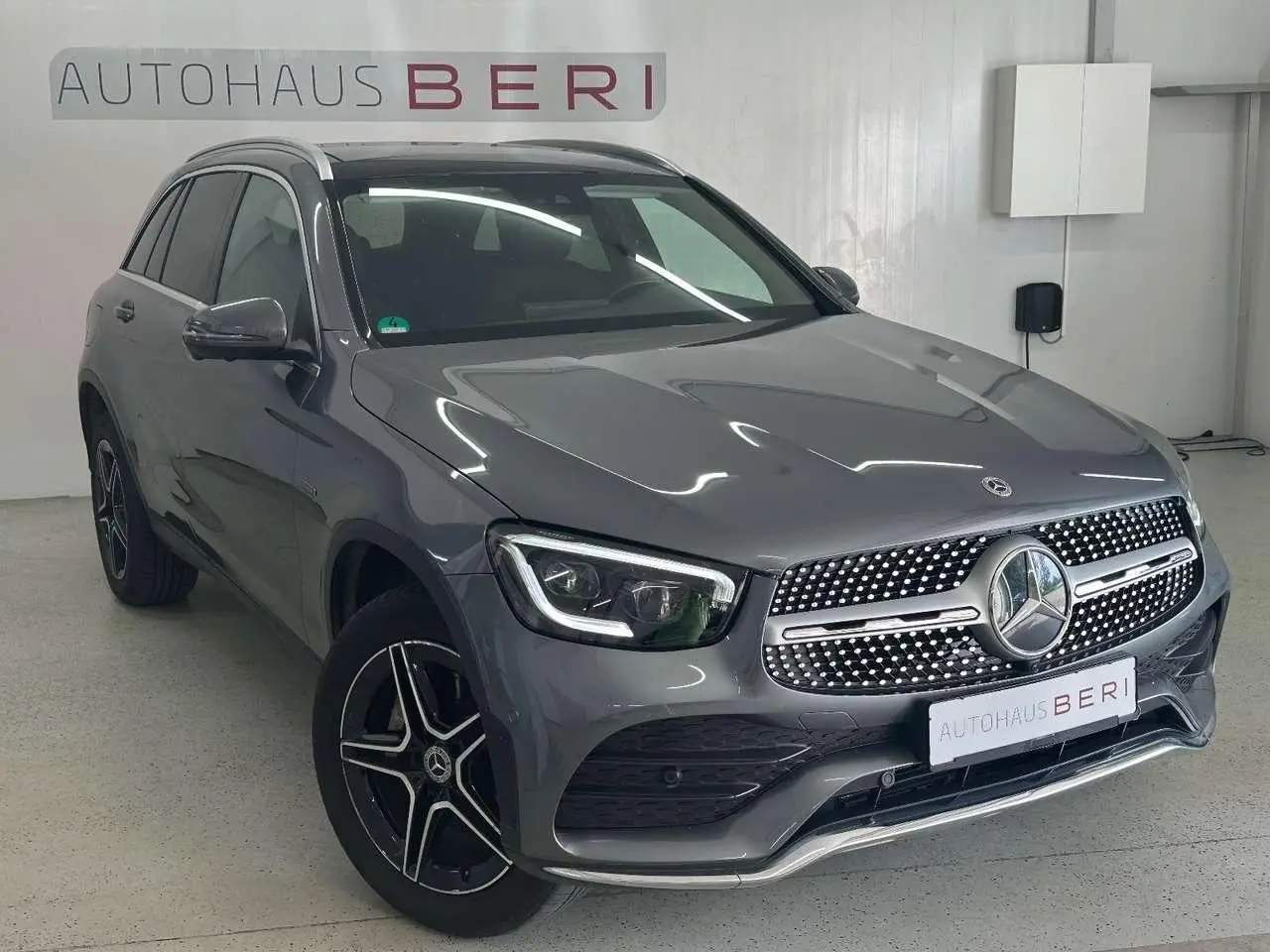 Photo 1 : Mercedes-benz Classe Glc 2021 Hybride