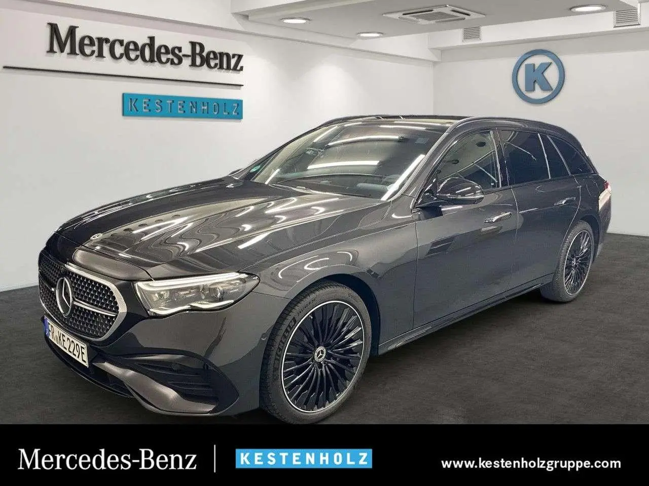 Photo 1 : Mercedes-benz Classe E 2024 Hybride