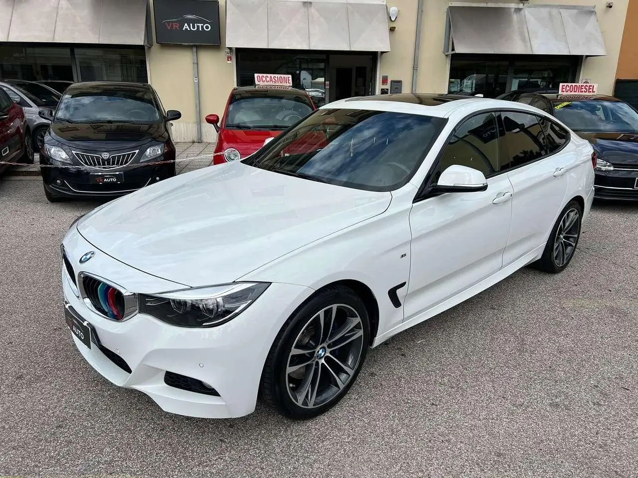 Photo 1 : Bmw Serie 3 2018 Diesel