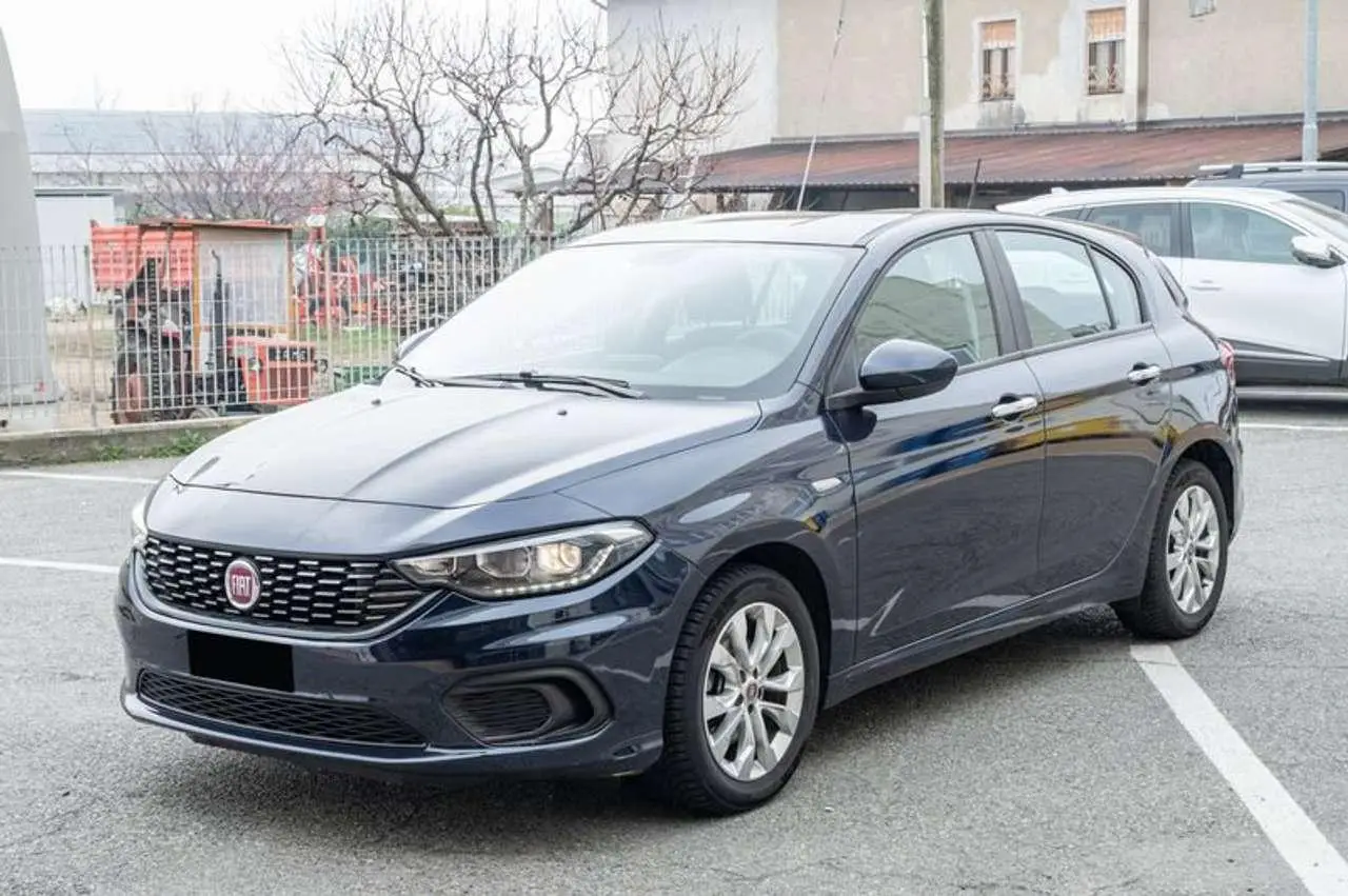 Photo 1 : Fiat Tipo 2019 Petrol