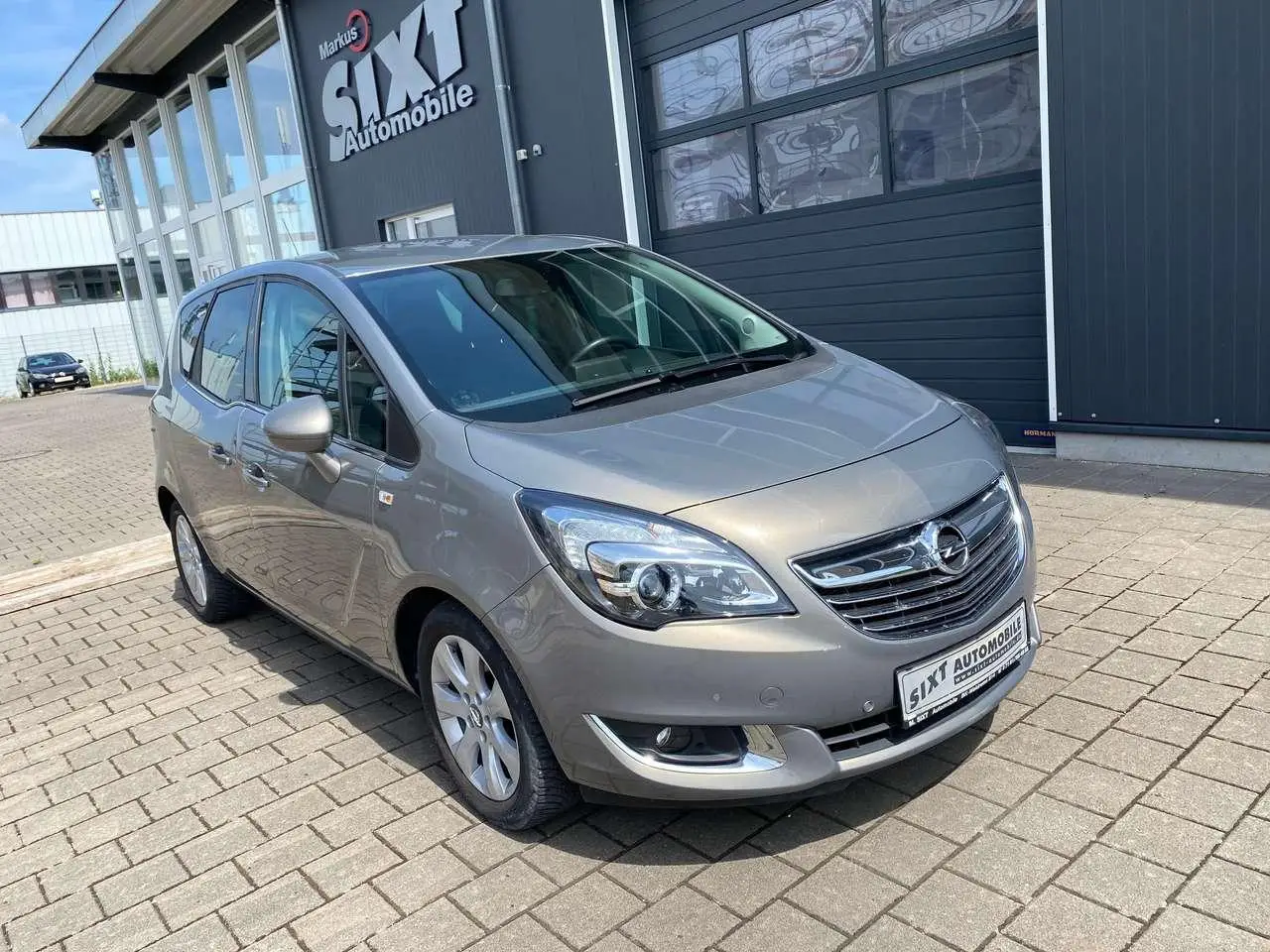 Photo 1 : Opel Meriva 2016 Petrol