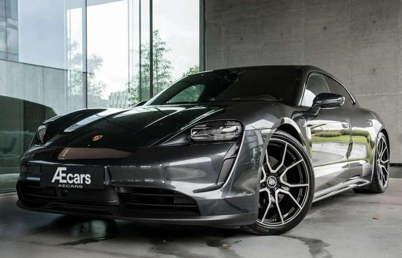 Photo 1 : Porsche Taycan 2023 Electric