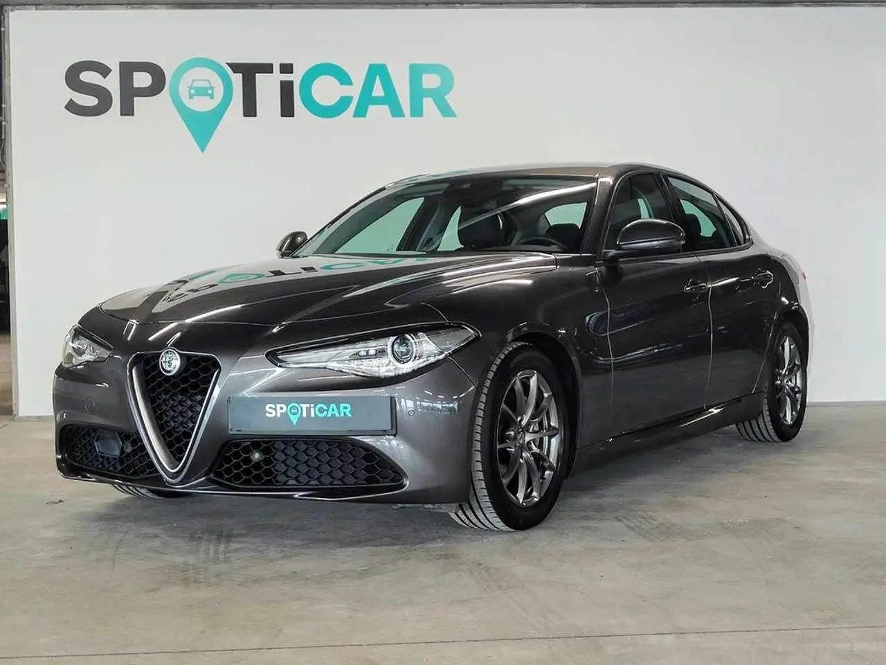 Photo 1 : Alfa Romeo Giulia 2017 Petrol