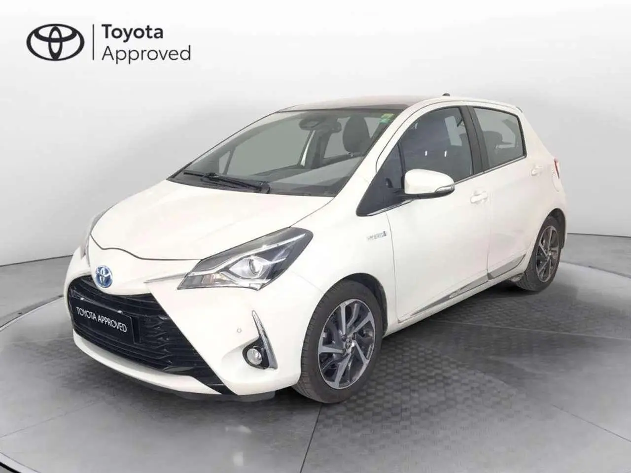 Photo 1 : Toyota Yaris 2018 Hybride