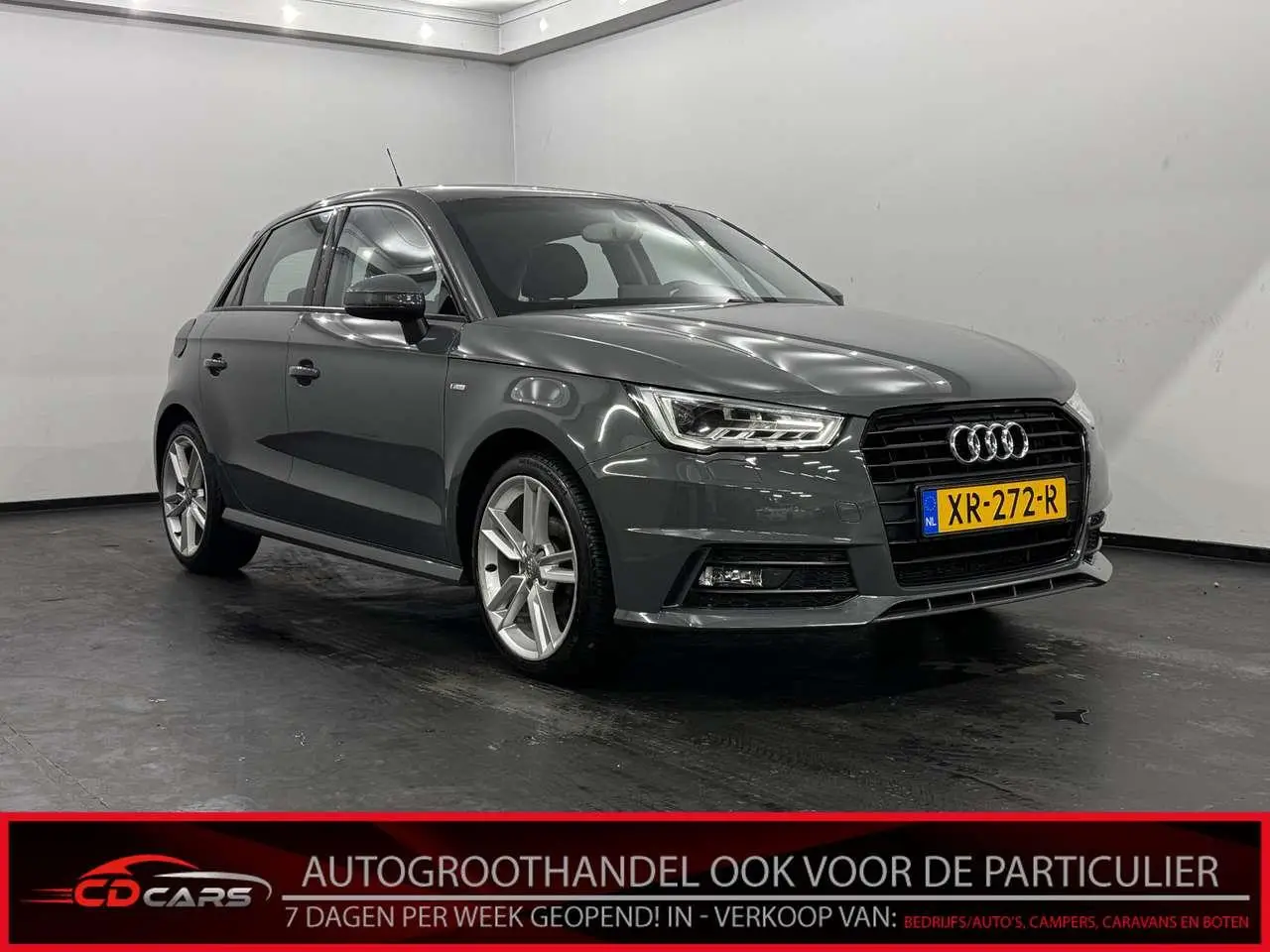 Photo 1 : Audi A1 2015 Petrol