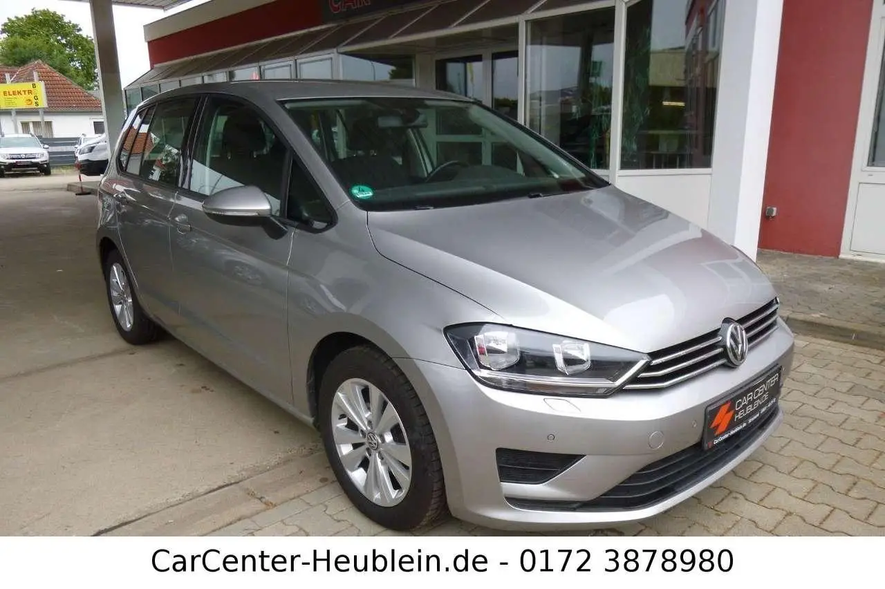 Photo 1 : Volkswagen Golf 2015 Essence