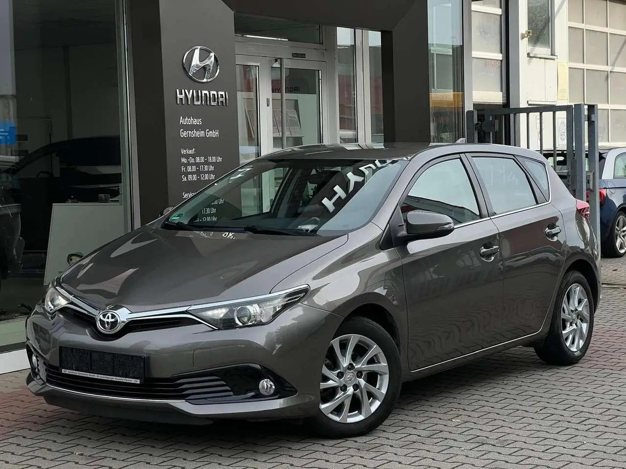 Photo 1 : Toyota Auris 2017 Petrol