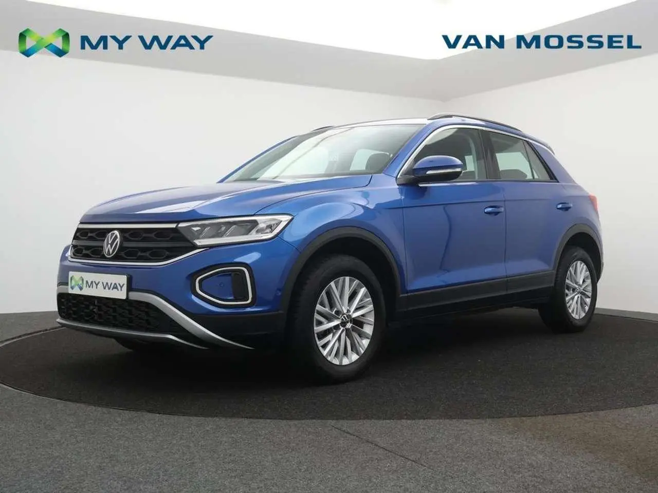 Photo 1 : Volkswagen T-roc 2023 Petrol