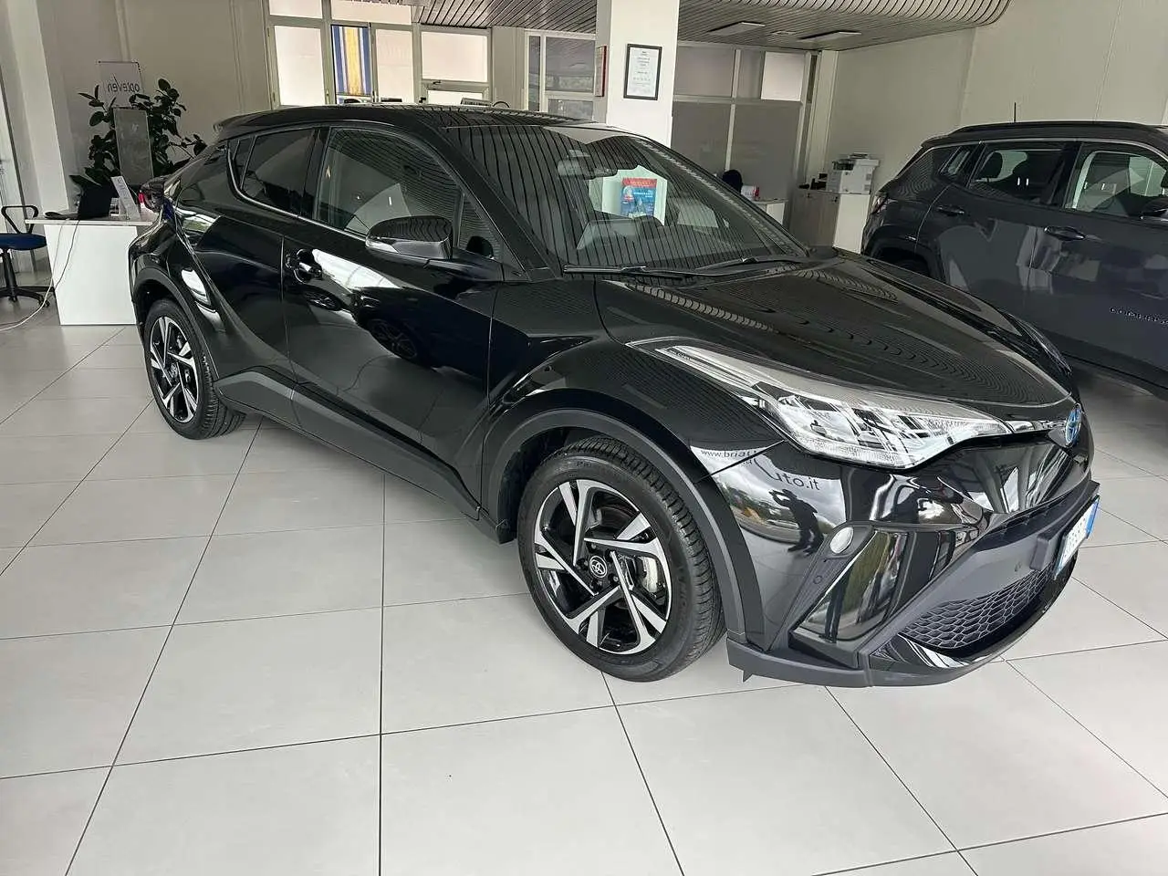 Photo 1 : Toyota C-hr 2023 Hybride