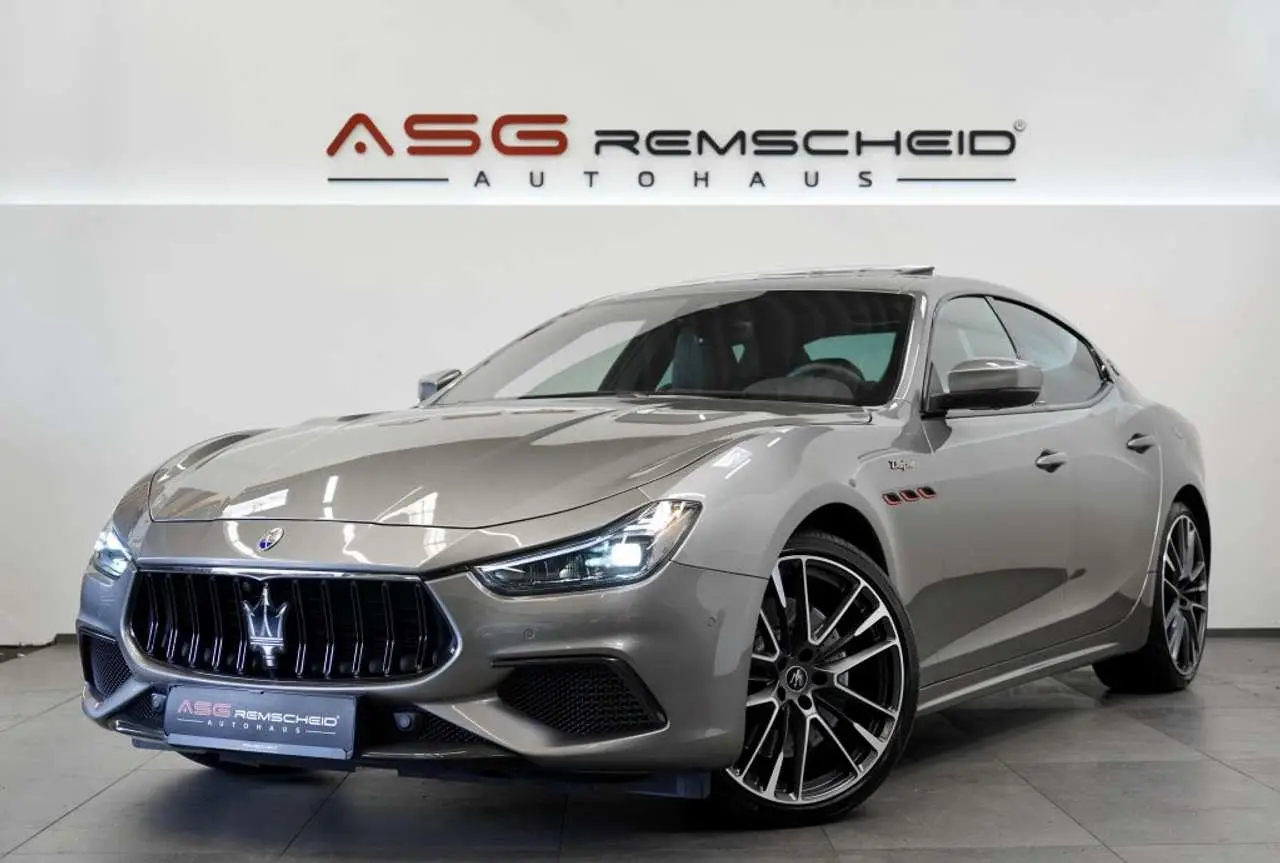 Photo 1 : Maserati Ghibli 2020 Petrol