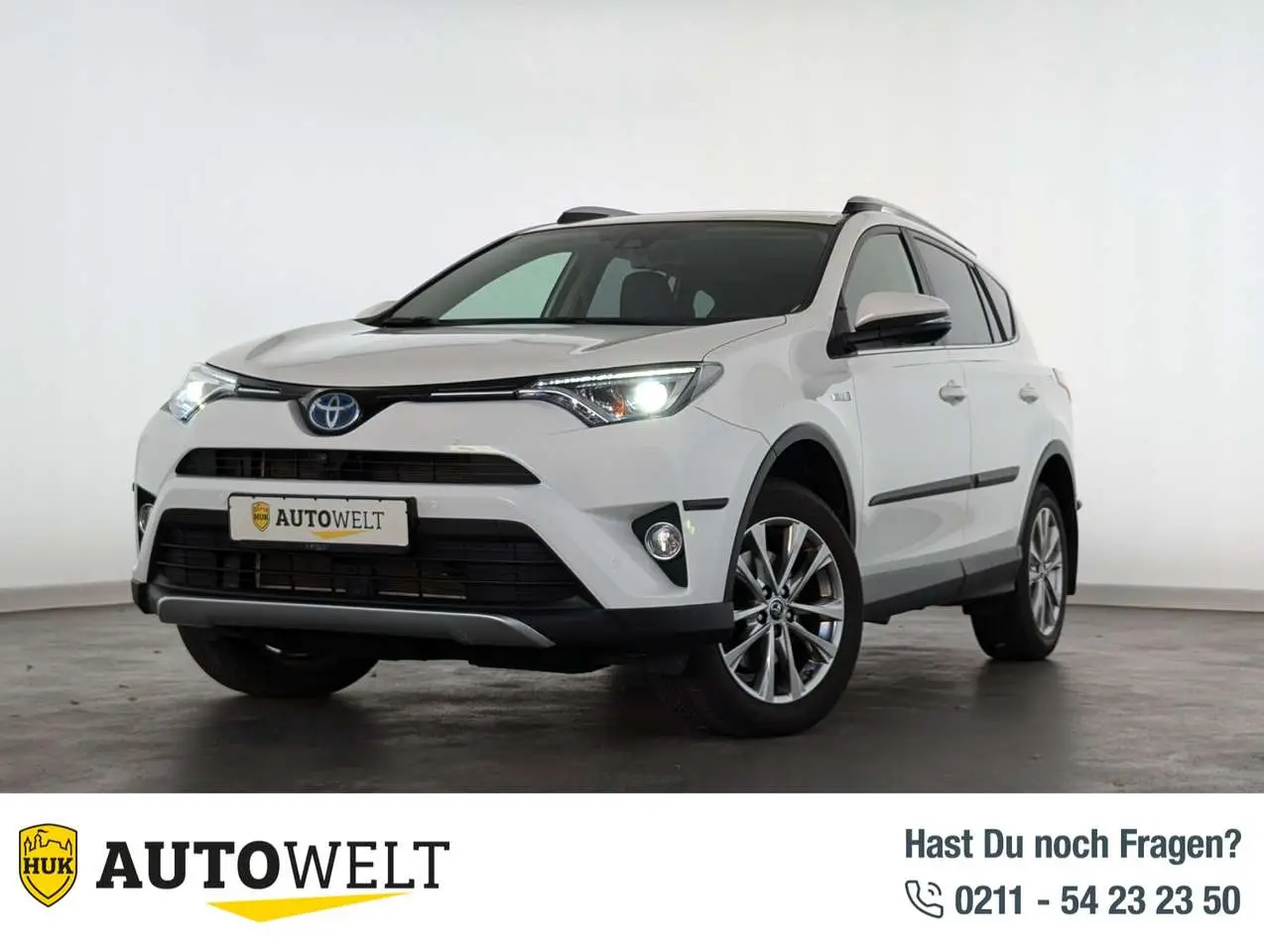 Photo 1 : Toyota Rav4 2016 Hybrid