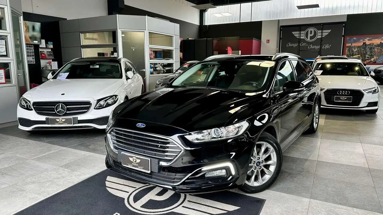 Photo 1 : Ford Mondeo 2020 Diesel