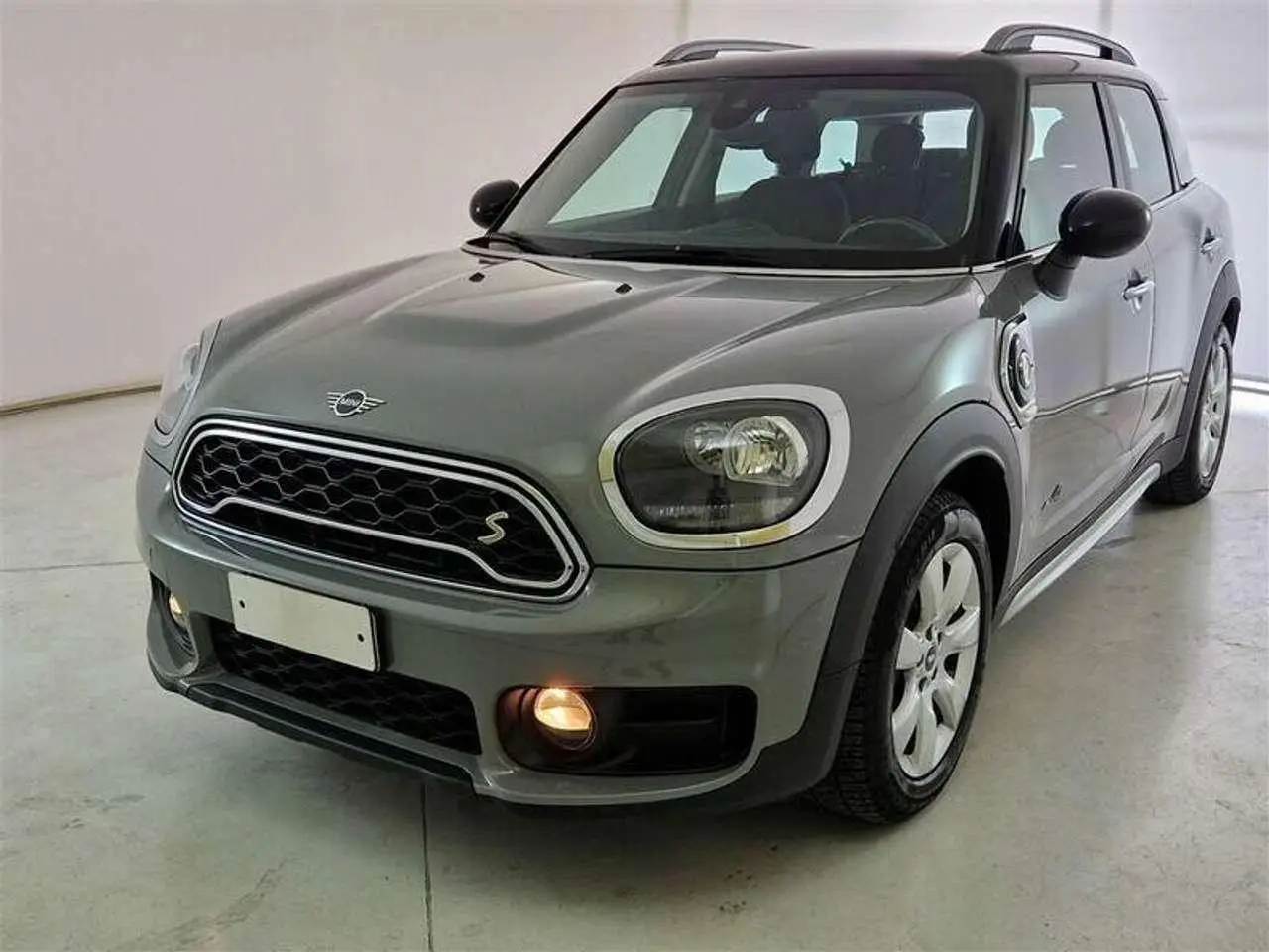 Photo 1 : Mini Cooper 2018 Hybrid