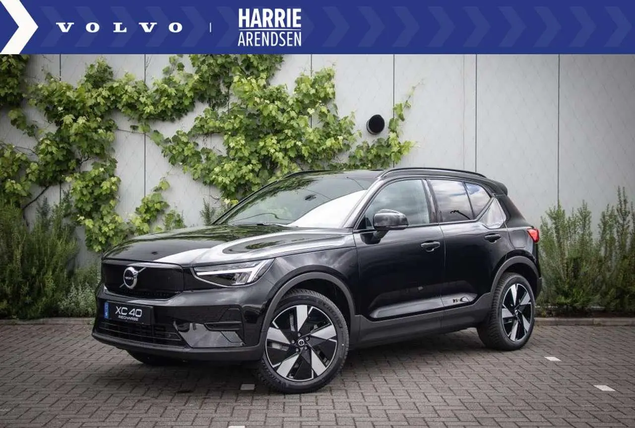 Photo 1 : Volvo Xc40 2024 Électrique