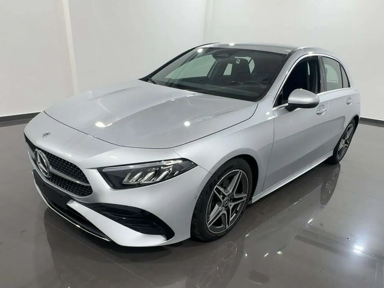 Photo 1 : Mercedes-benz Classe A 2023 Diesel