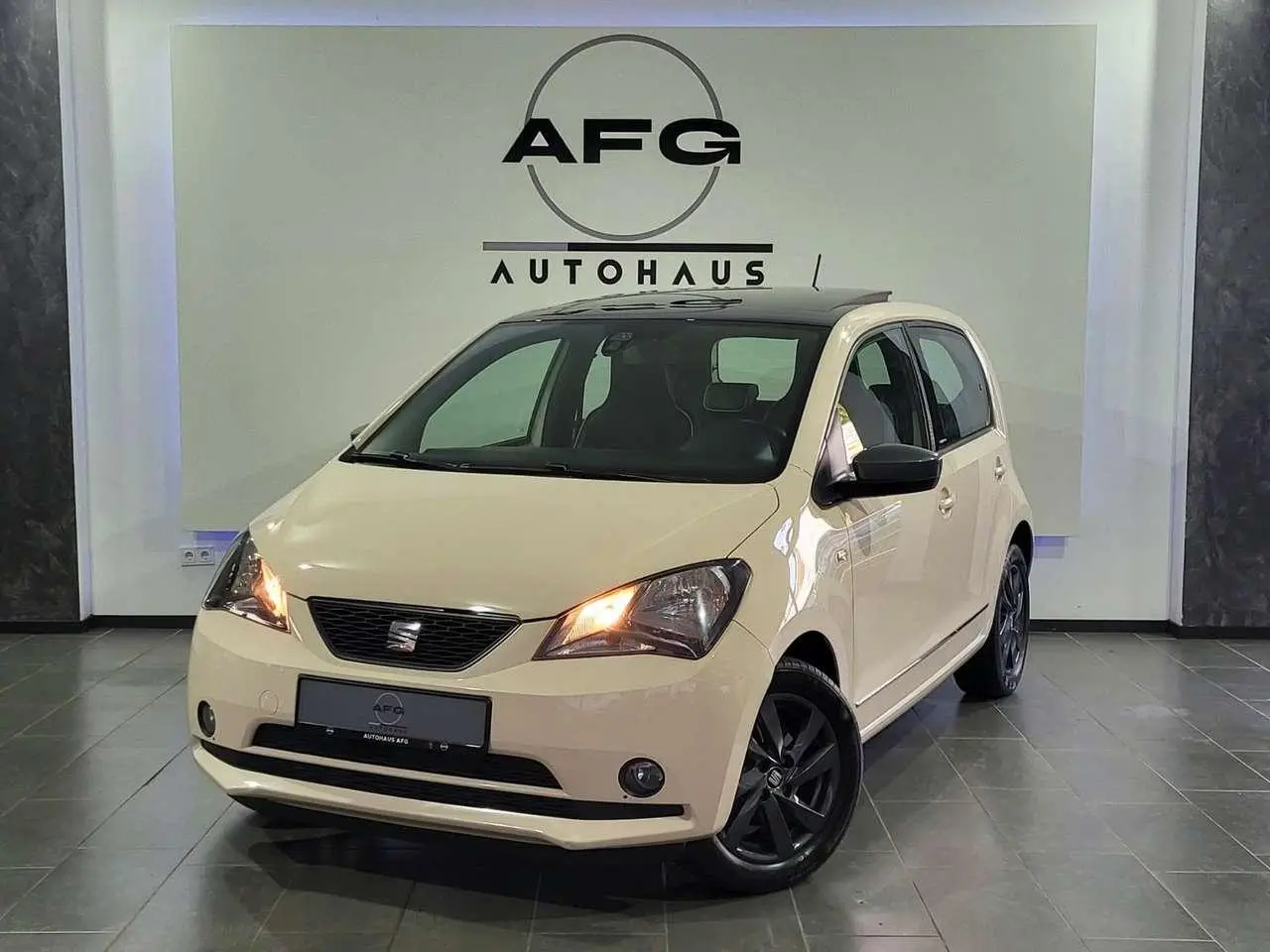 Photo 1 : Seat Mii 2014 Petrol