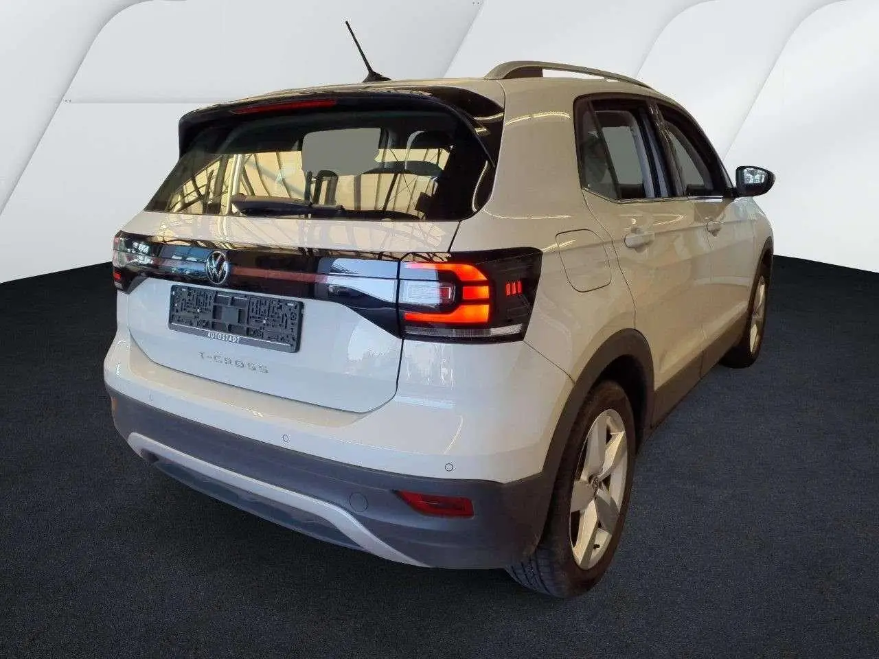 Photo 1 : Volkswagen T-cross 2022 Petrol