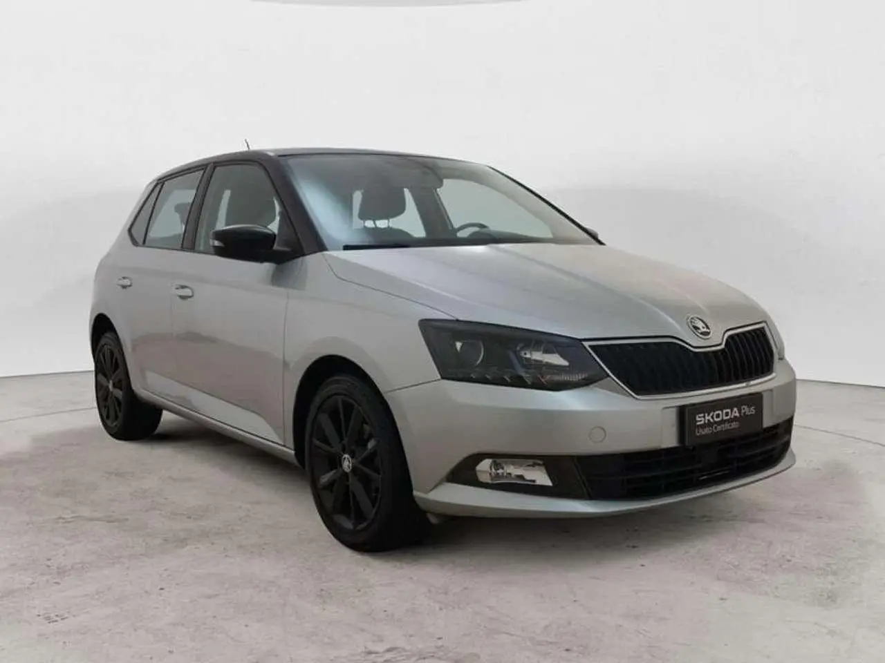 Photo 1 : Skoda Fabia 2017 Petrol