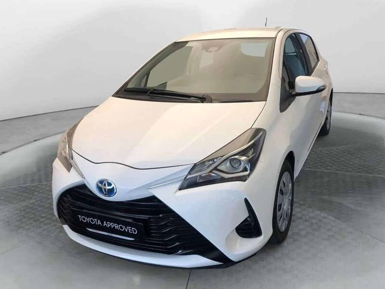 Photo 1 : Toyota Yaris 2017 Hybride