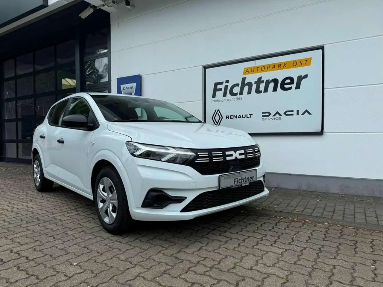 Photo 1 : Dacia Sandero 2024 Petrol