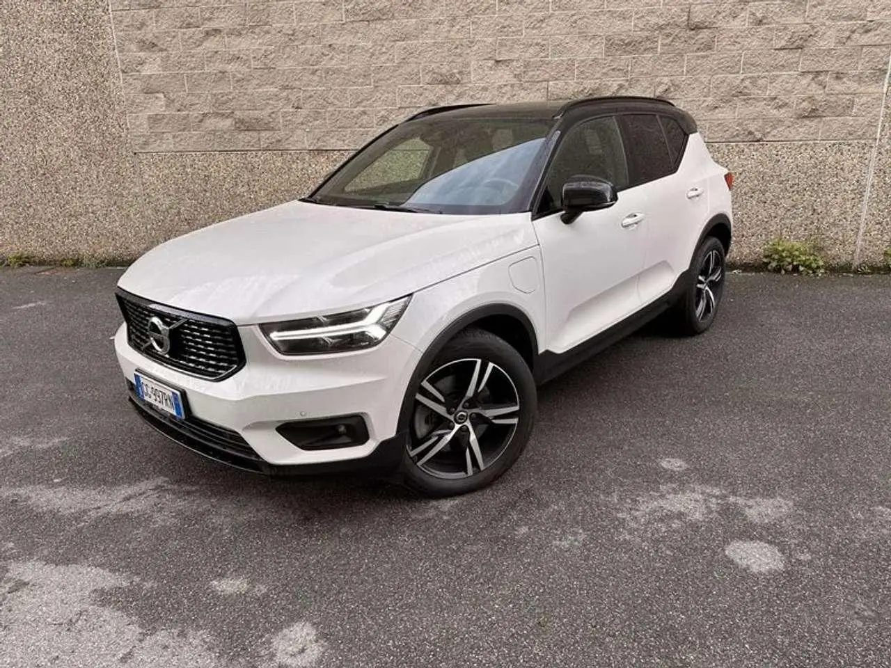 Photo 1 : Volvo Xc40 2021 Hybride