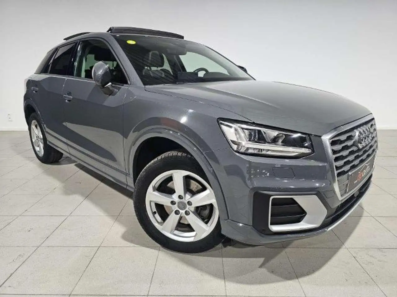 Photo 1 : Audi Q2 2018 Diesel