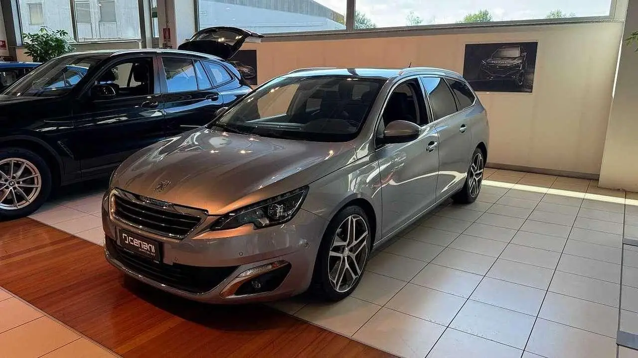 Photo 1 : Peugeot 308 2015 Diesel