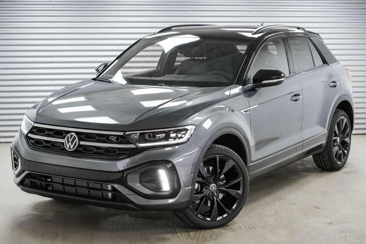 Photo 1 : Volkswagen T-roc 2024 Essence