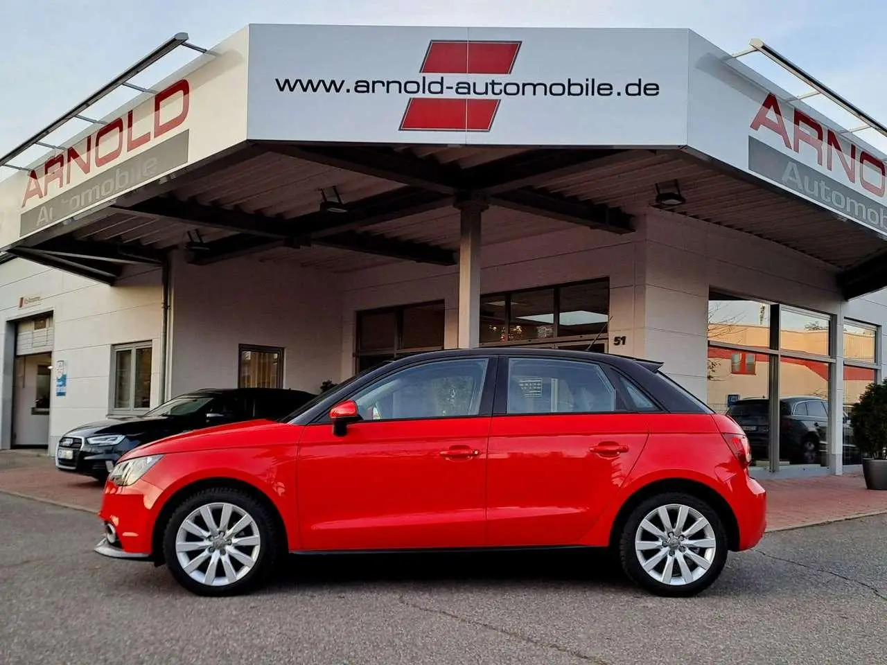 Photo 1 : Audi A1 2014 Petrol