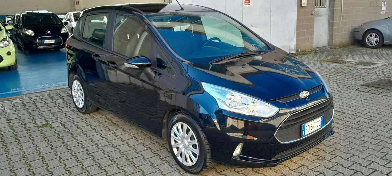 Photo 1 : Ford B-max 2016 Petrol