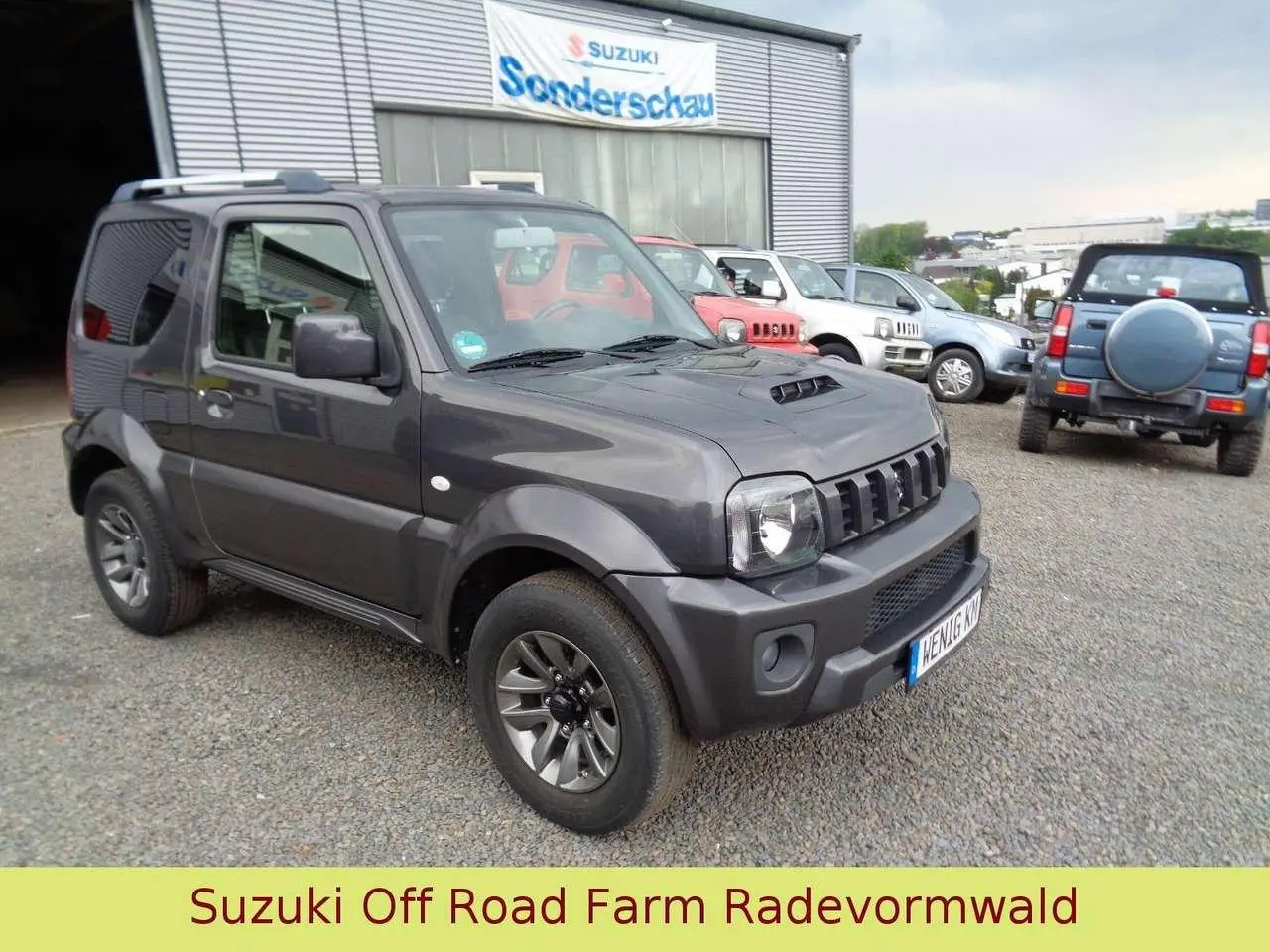 Photo 1 : Suzuki Jimny 2015 Petrol