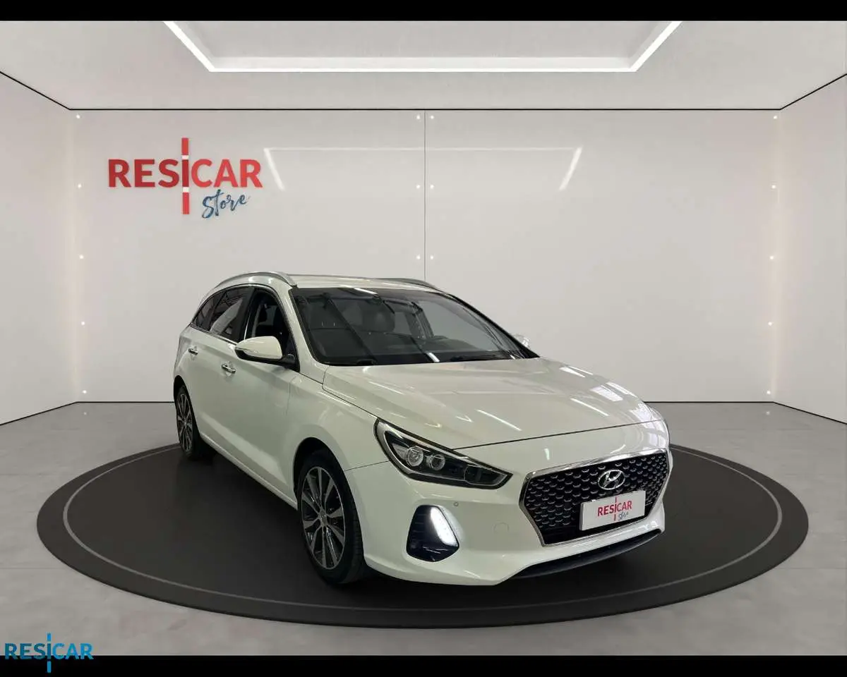 Photo 1 : Hyundai I30 2018 Diesel