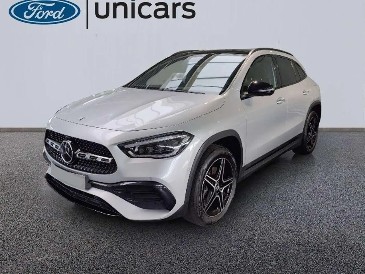 Photo 1 : Mercedes-benz Classe Gla 2023 Hybride