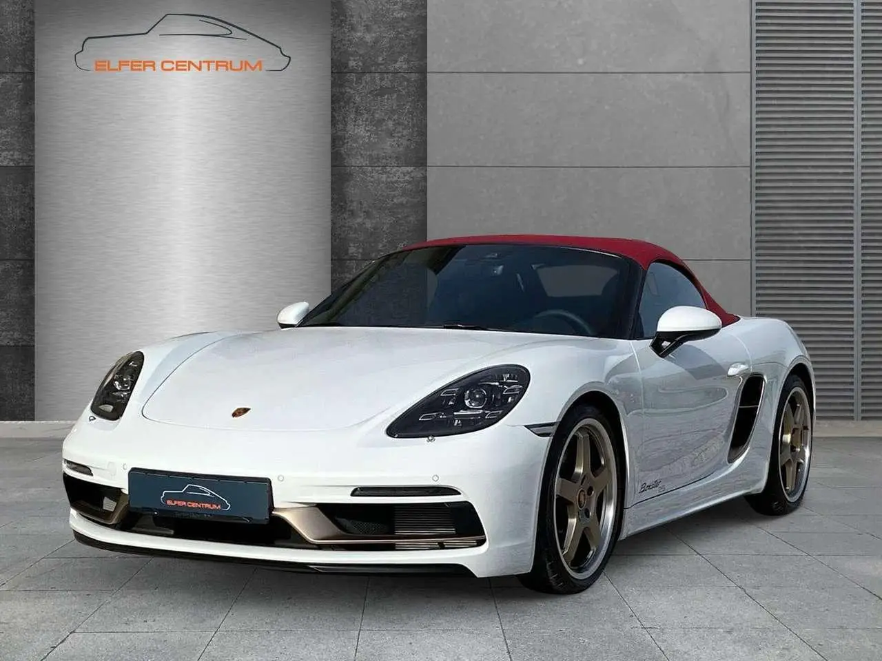 Photo 1 : Porsche Boxster 2022 Essence