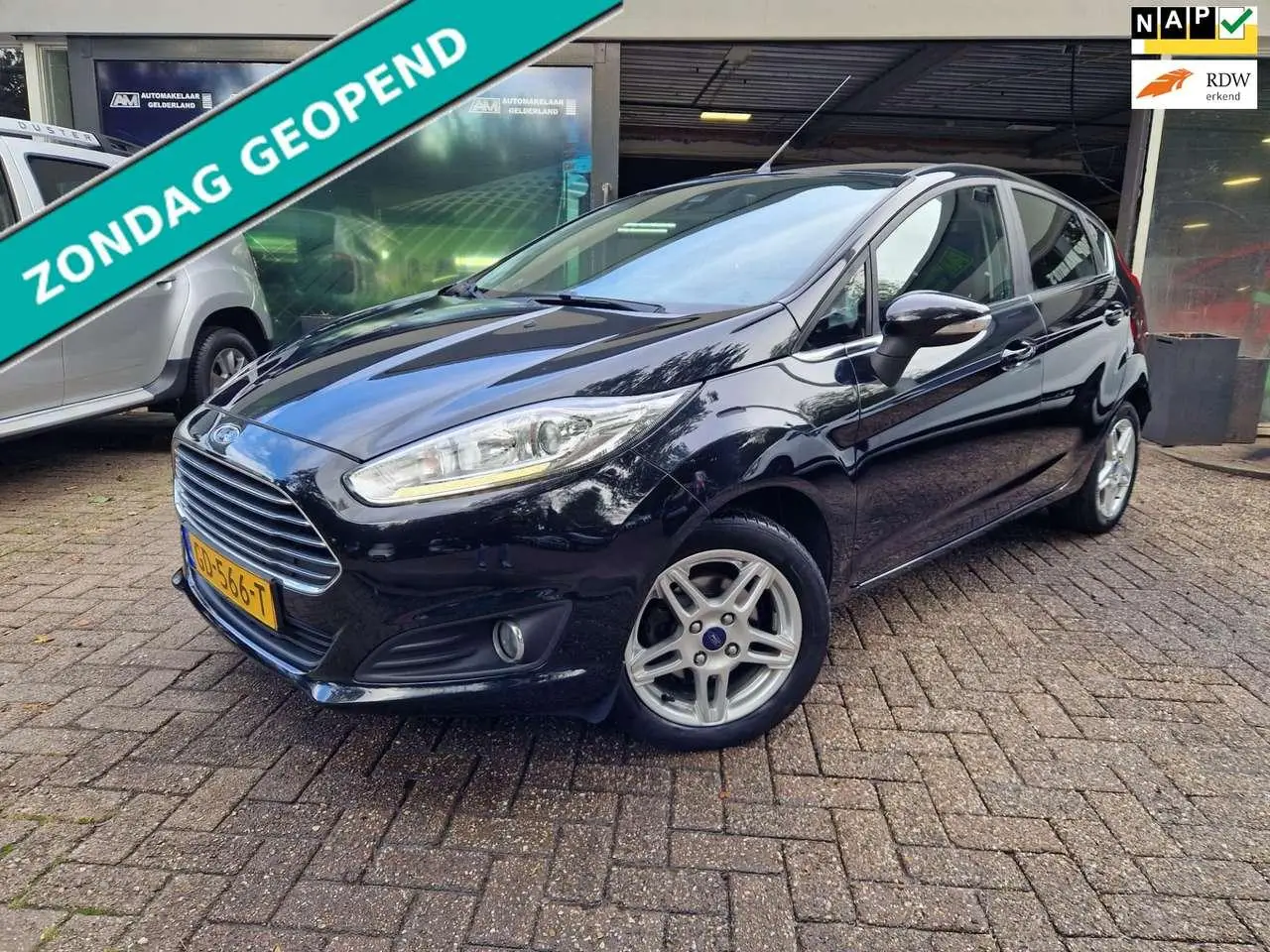 Photo 1 : Ford Fiesta 2015 Petrol