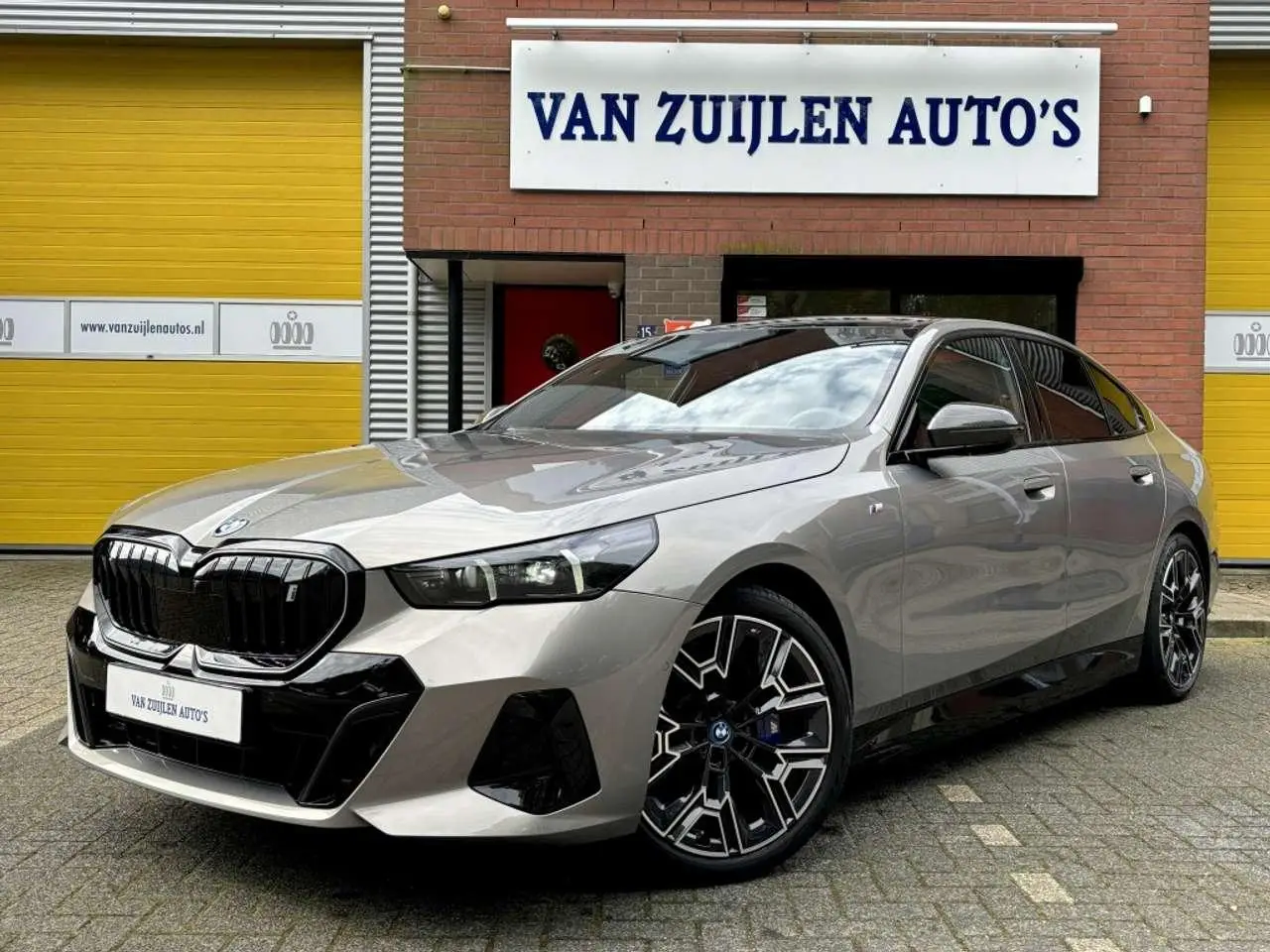 Photo 1 : Bmw I5 2024 Électrique