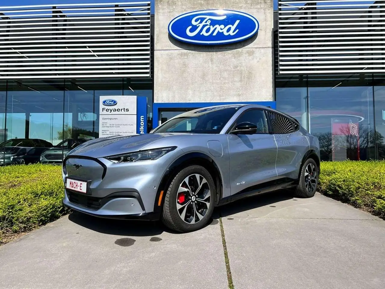 Photo 1 : Ford Mustang 2022 Électrique