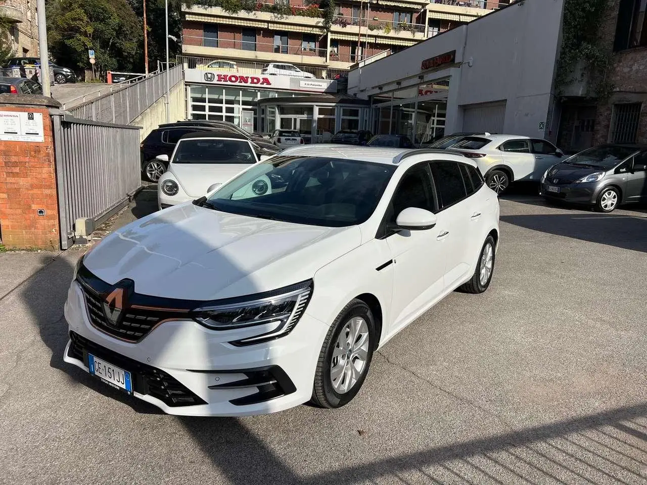 Photo 1 : Renault Megane 2021 Hybrid