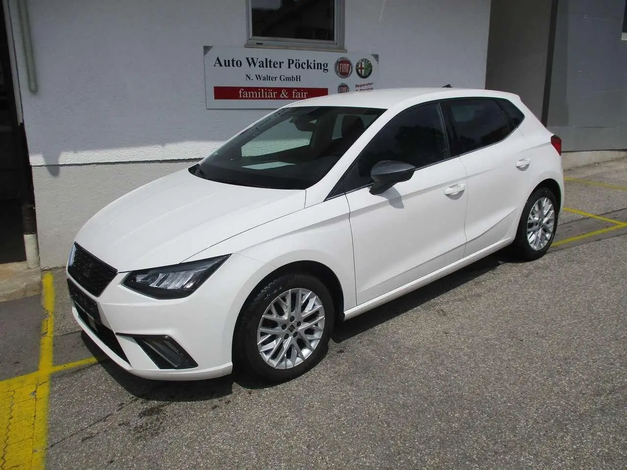 Photo 1 : Seat Ibiza 2023 Essence