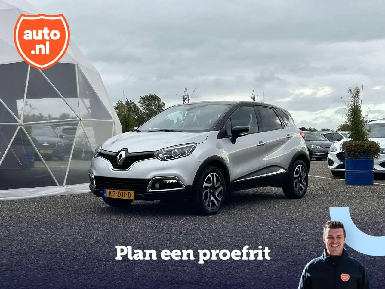 Photo 1 : Renault Captur 2016 Petrol