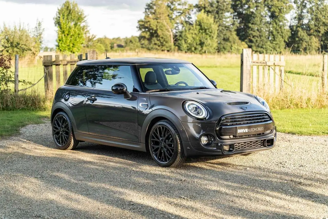 Photo 1 : Mini Cooper 2019 Petrol