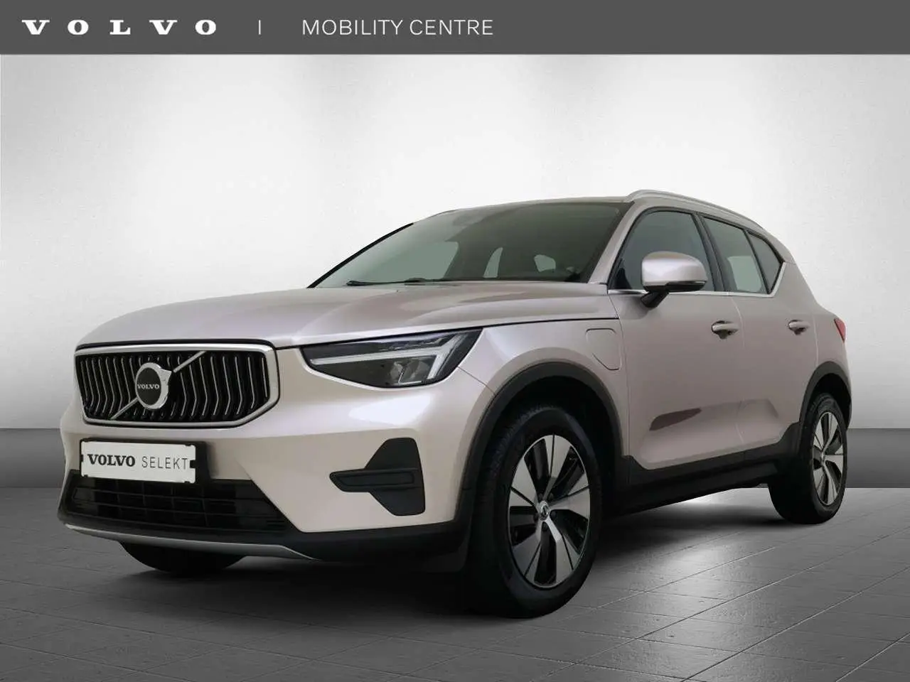 Photo 1 : Volvo Xc40 2022 Hybrid