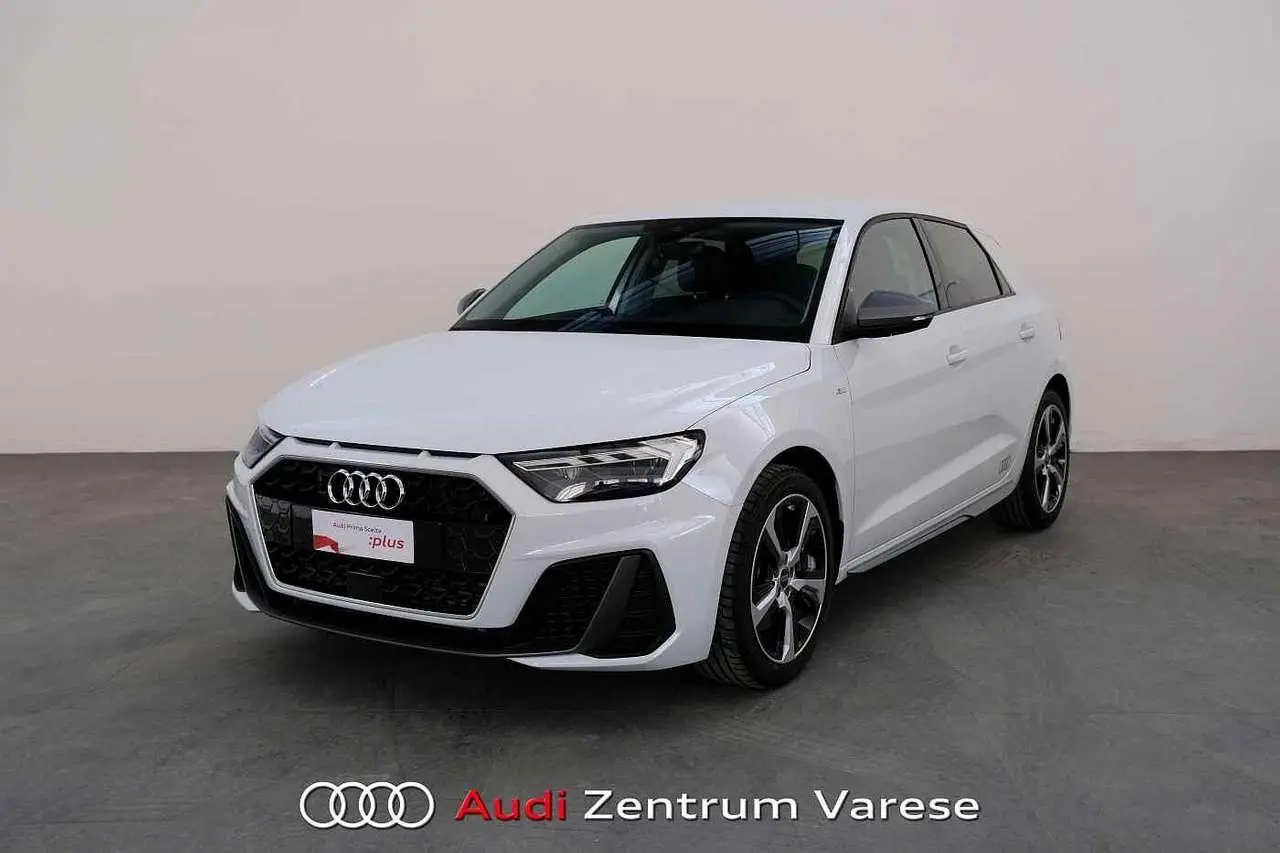 Photo 1 : Audi A1 2023 Petrol