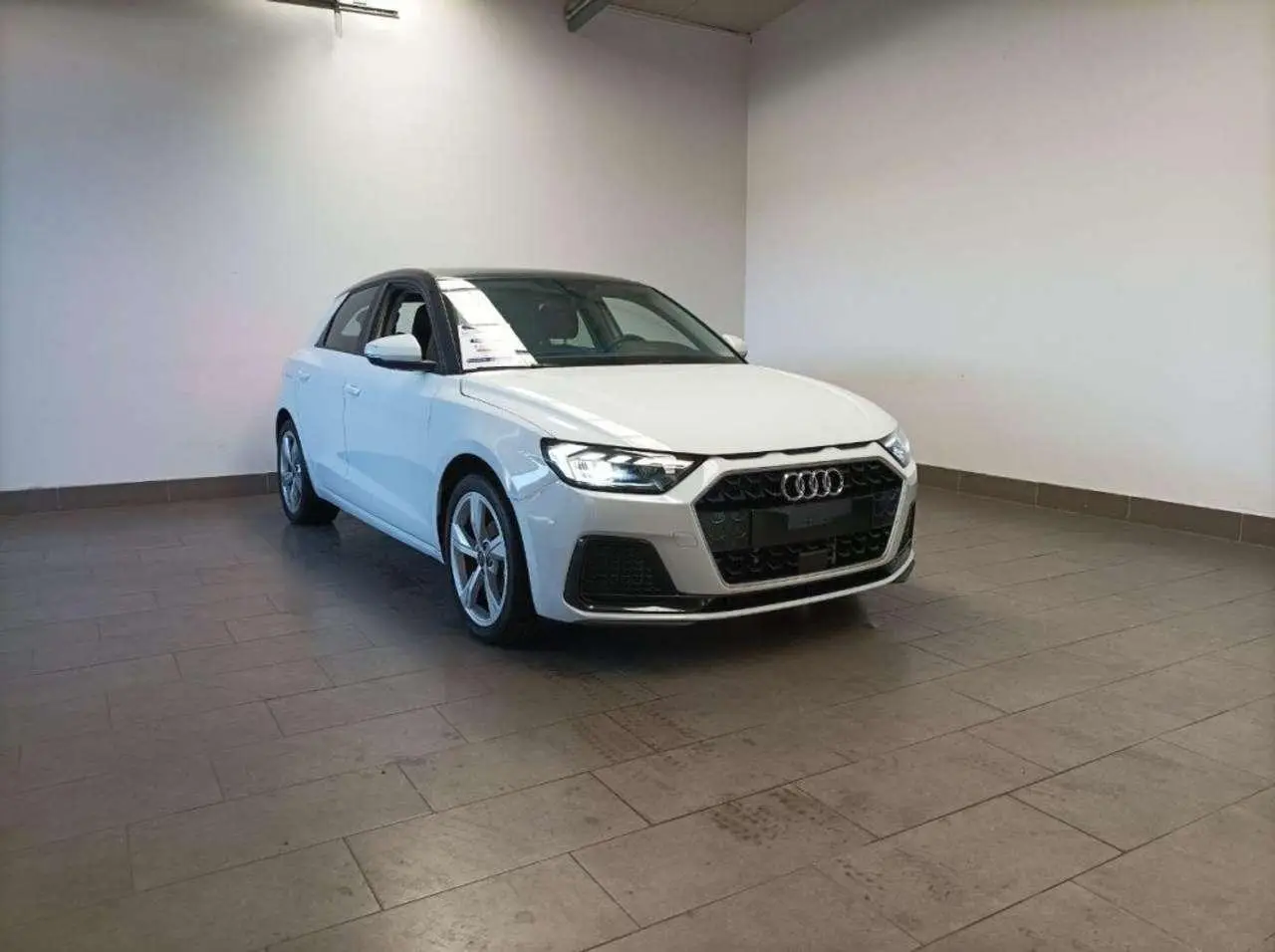 Photo 1 : Audi A1 2022 Essence