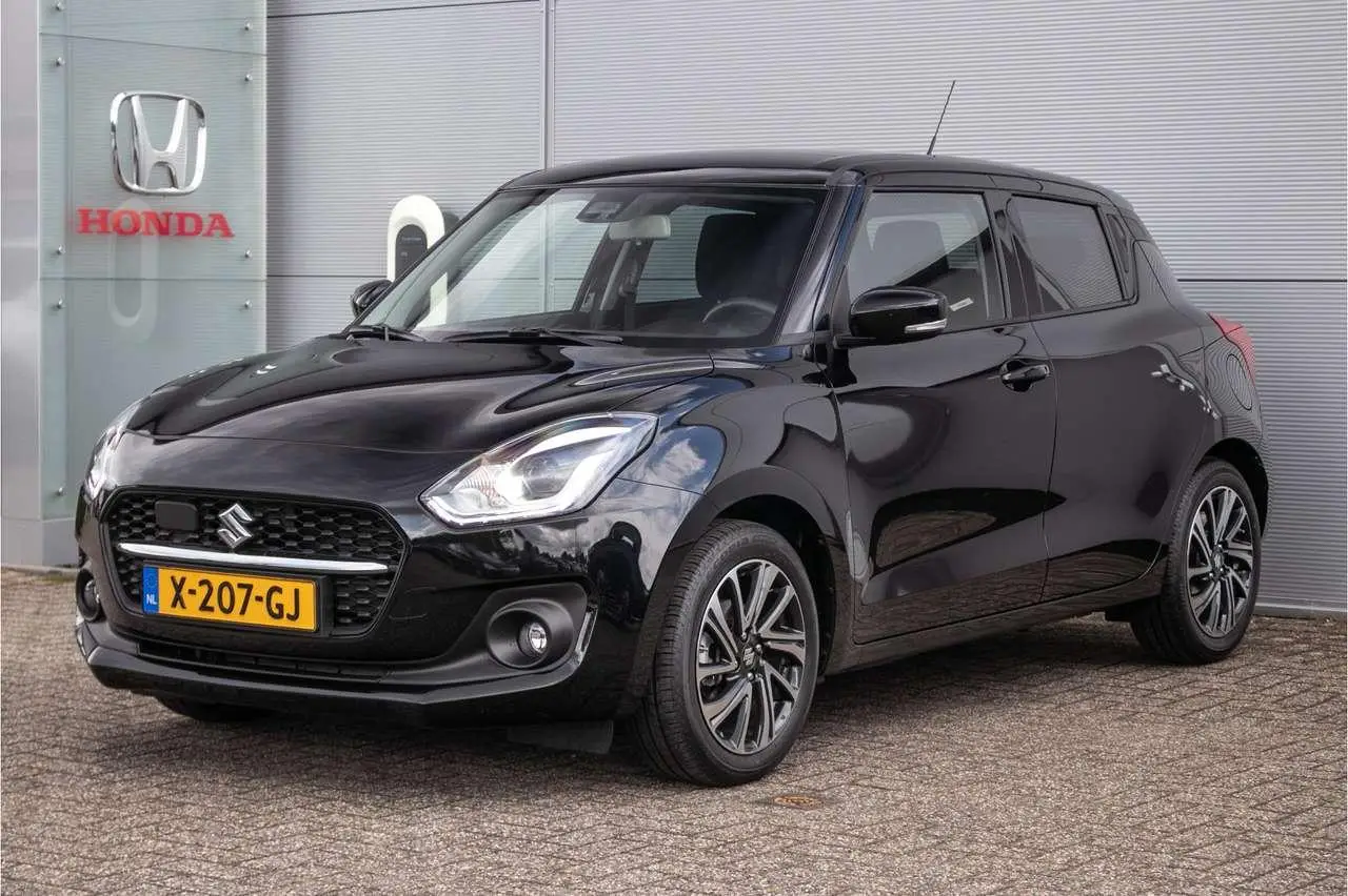 Photo 1 : Suzuki Swift 2023 Hybride