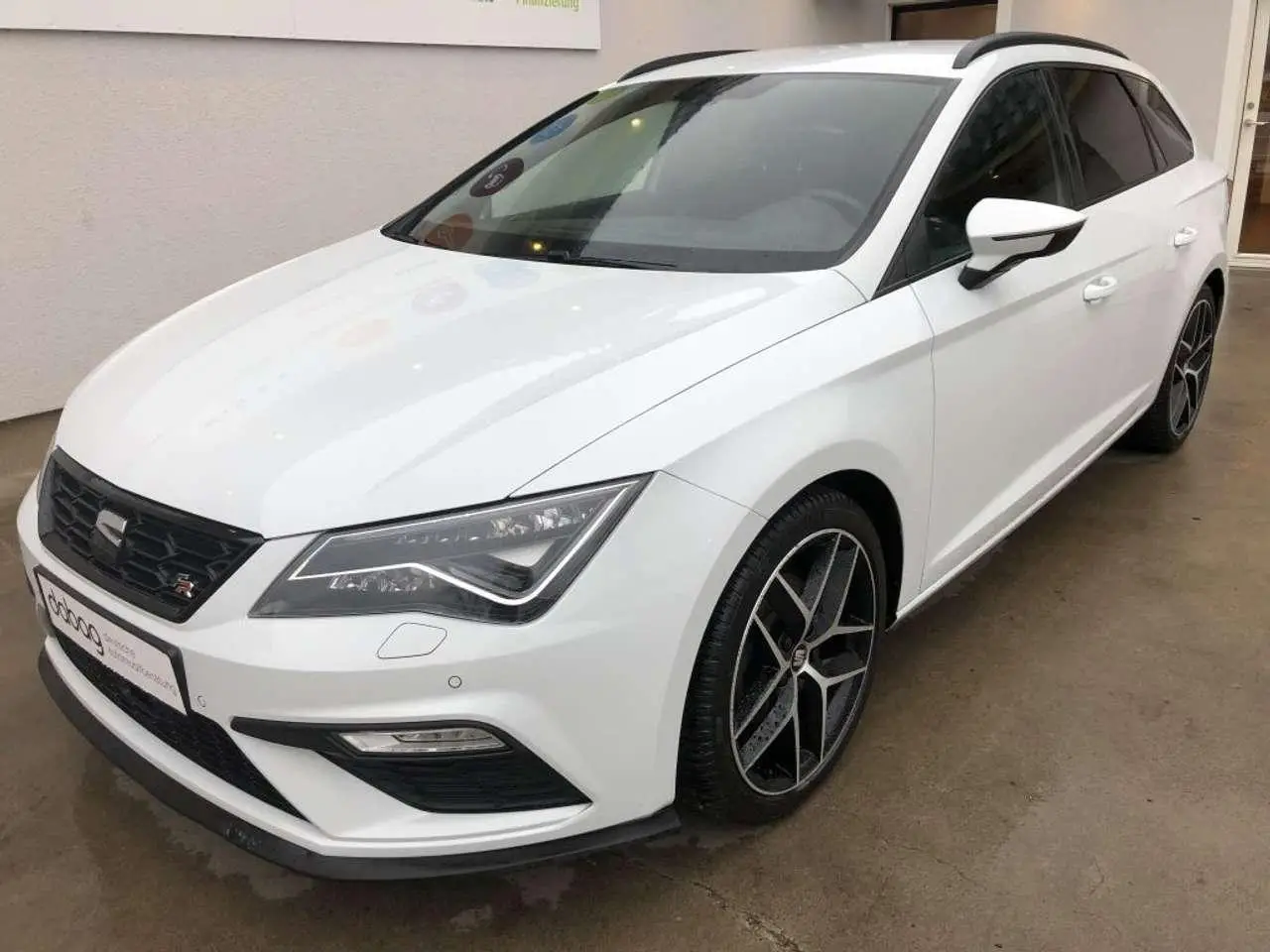 Photo 1 : Seat Leon 2018 Petrol