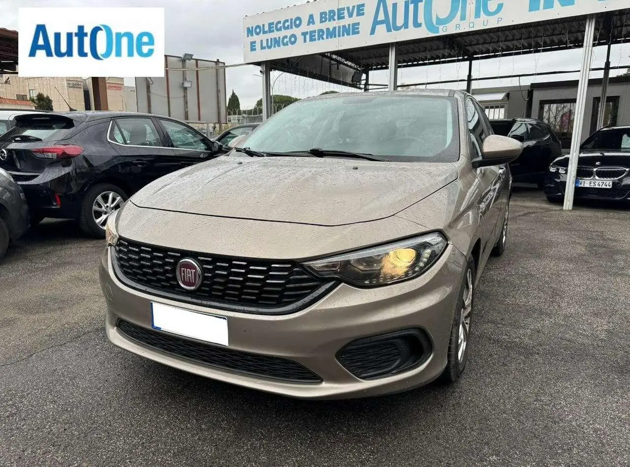 Photo 1 : Fiat Tipo 2018 Diesel