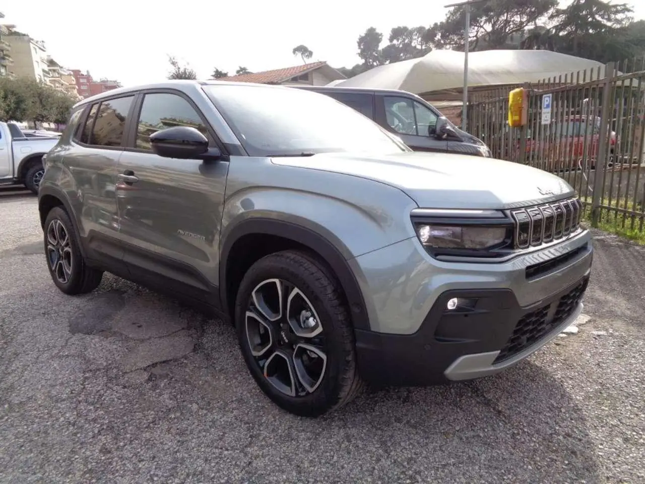 Photo 1 : Jeep Avenger 2024 Petrol