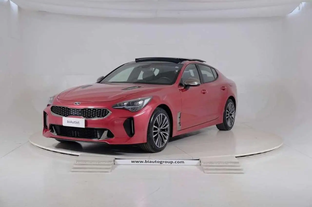 Photo 1 : Kia Stinger 2018 Diesel