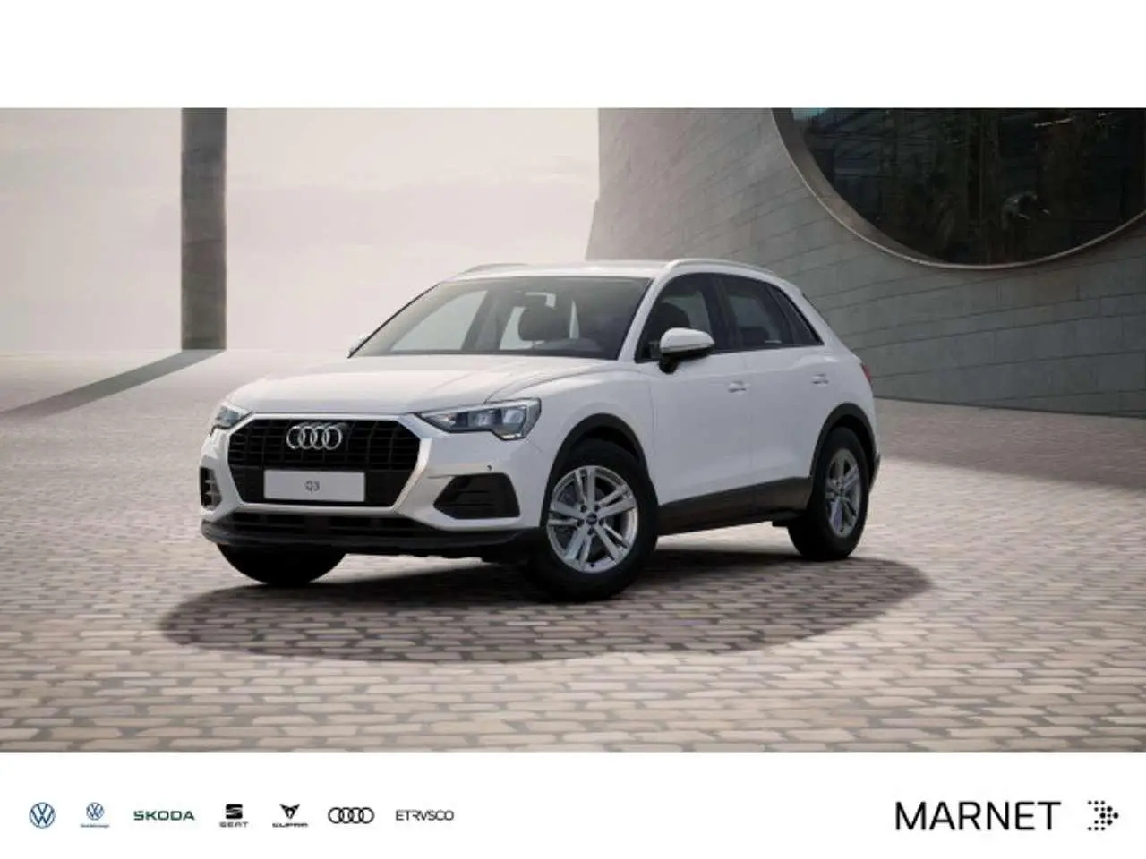 Photo 1 : Audi Q3 2023 Petrol